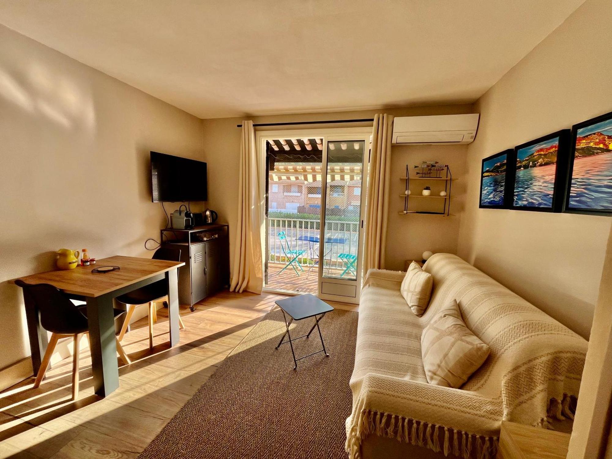 Studio Cosy En Bord De Mer Saint-Cyr-sur-Mer Εξωτερικό φωτογραφία